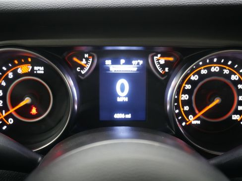 Used 2023 Jeep Wrangler Sport image 18