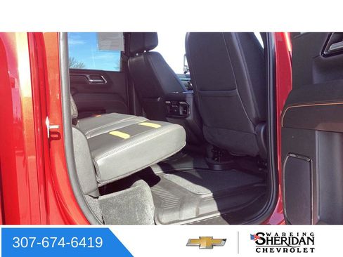 Used 2024 GMC Sierra 2500 AT4 w/ AT4 Premium Plus Package AWD/4WD image 37