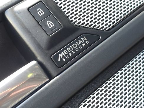 Used 2023 Land Rover Defender 130 X AWD/4WD image 35