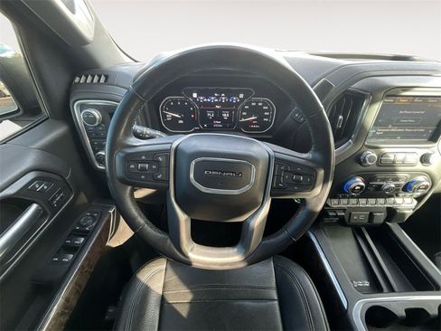 Used 2021 GMC Sierra 1500 Denali w/ Denali Ultimate Package image 12