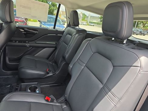New 2025 Lincoln Aviator 2WD w/ Equipment Group 101A image 14