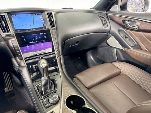 Used 2017 INFINITI Q50 Red Sport 400 image 30