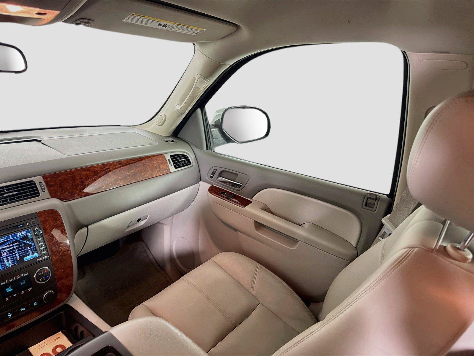 Used 2013 Chevrolet Tahoe LT w/ Texas Edition RWD image 22