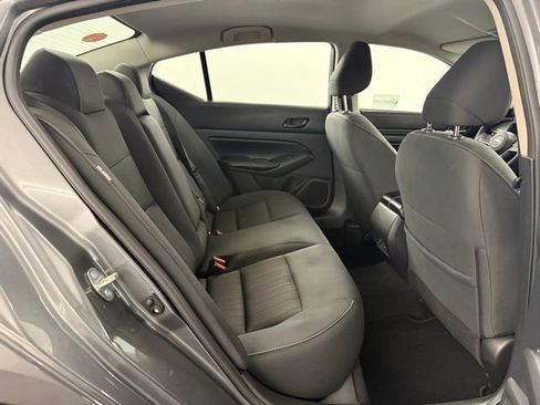 Used 2025 Nissan Altima 2.5 SV image 13