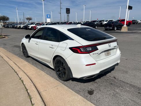 Used 2023 Honda Civic Sport Touring image 8