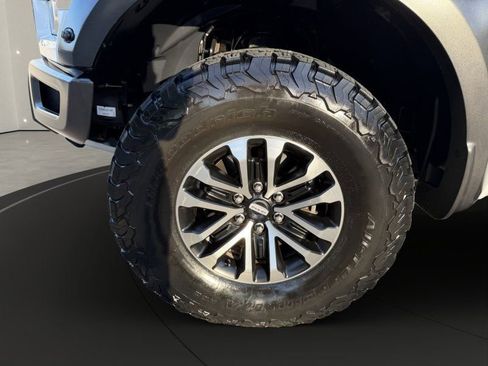 Used 2019 Ford F150 Raptor w/ Equipment Group 802A Luxury AWD/4WD image 20
