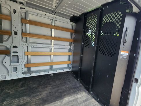Used 2025 RAM ProMaster 2500 w/ U-Haul Equipment Group FWD image 20