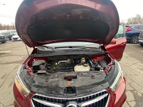 Used 2021 Buick Encore Preferred w/ Safety Package image 27