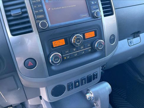 Used 2019 Nissan Frontier SL image 33