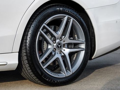 Used 2019 Mercedes-Benz S 560e w/ AMG Line Exterior image 63