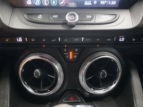 Used 2019 Chevrolet Camaro ZL1 image 23