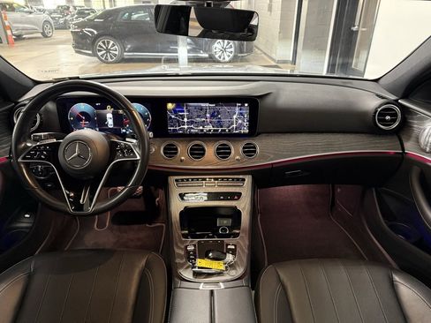 Used 2021 Mercedes-Benz E 350 4MATIC Sedan image 21