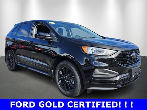 Used 2024 Ford Edge SE w/ Black Appearance Package image 6