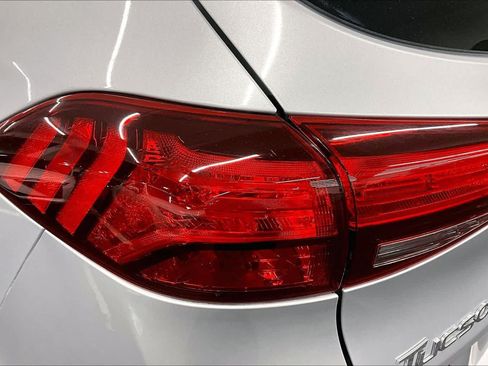 Used 2019 Hyundai Tucson SE FWD image 28