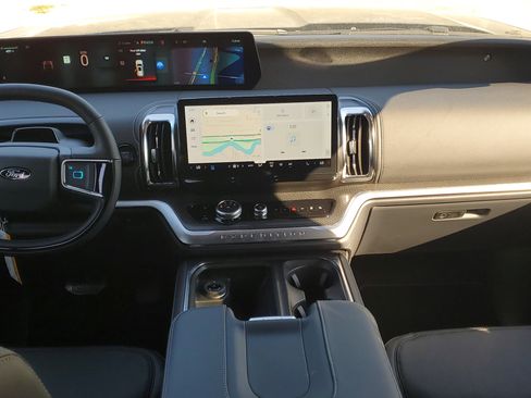 New 2025 Ford Expedition Max Platinum w/ Stealth Appearance Package image 13