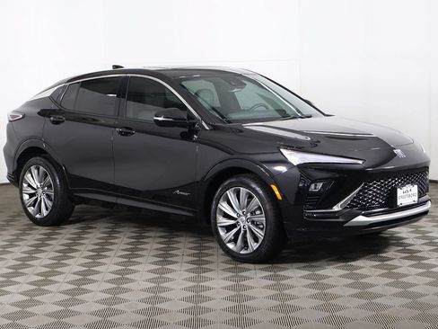 Used 2024 Buick Envista Avenir FWD image 2