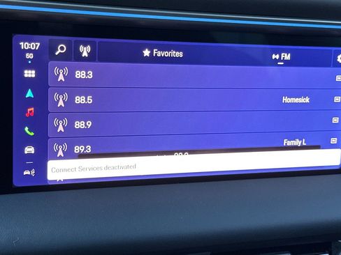 Certified 2025 Porsche Macan 4 Electric image 23