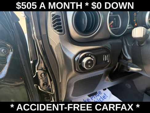 Used 2023 Jeep Gladiator Sport AWD/4WD image 19