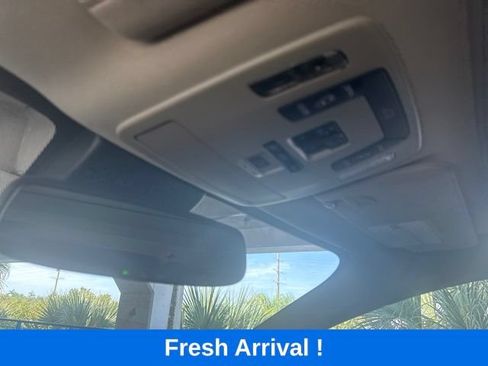 Used 2026 Toyota Sienna XLE FWD image 11