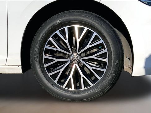 Used 2019 Volkswagen Jetta S w/ Driver Assistance Package FWD image 9