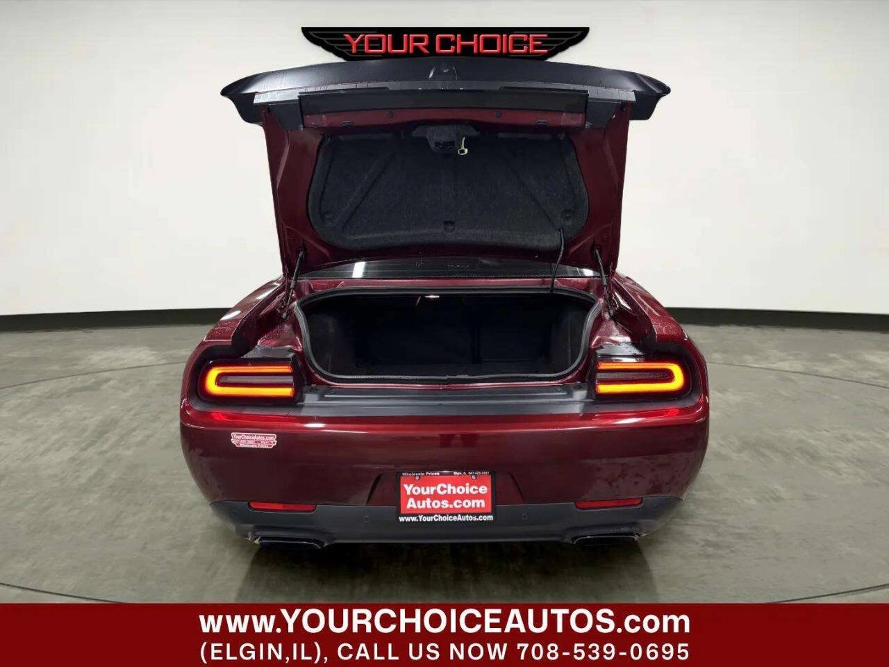 Used 2023 Dodge Challenger SRT Hellcat RWD image 6