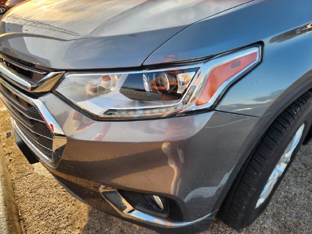 Used 2020 Chevrolet Traverse LT FWD image 6