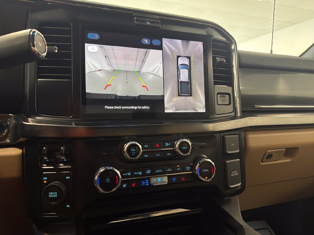 Used 2026 Ford F250 Lariat AWD/4WD image 16