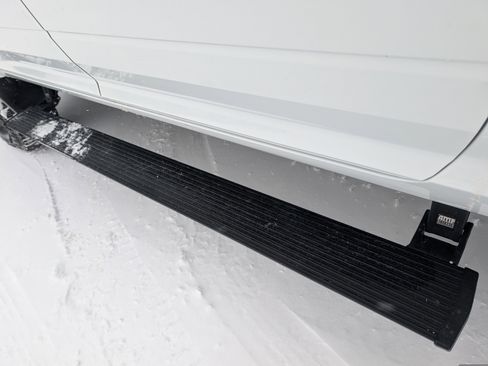 Used 2022 RAM 2500 Big Horn w/ Level C Equiment Group image 11