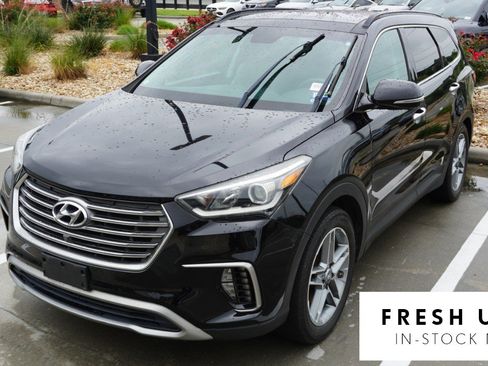 Used 2017 Hyundai Santa Fe FWD w/ Cargo Package image 1