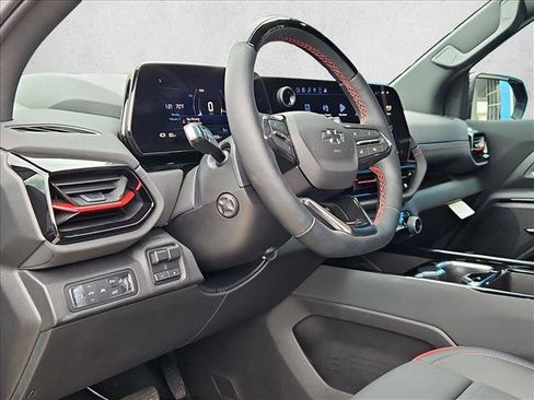 New 2025 Chevrolet Silverado EV RST image 3