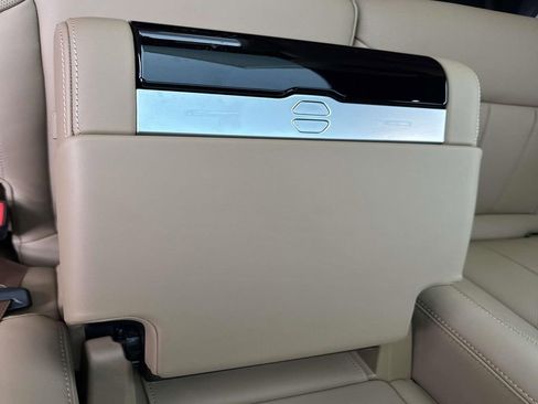 New 2026 Land Rover Range Rover Sport SE AWD/4WD image 15