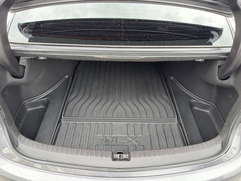 Used 2017 Acura TLX w/ Technology Package image 25