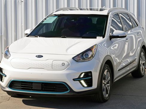 Used 2019 Kia Niro EX Premium image 45