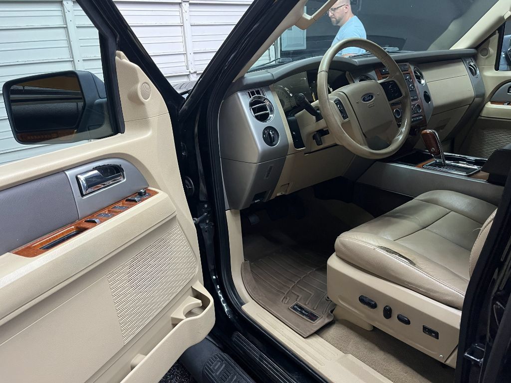 Used 2008 Ford Expedition Eddie Bauer AWD/4WD image 10