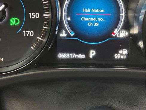 Used 2020 Jaguar F-PACE S image 48