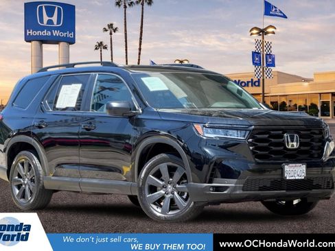 Certified 2025 Honda Pilot Sport image 1