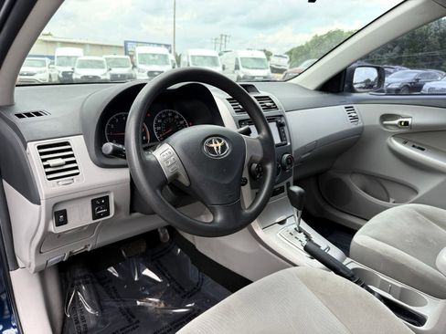 Used 2013 Toyota Corolla LE FWD image 15