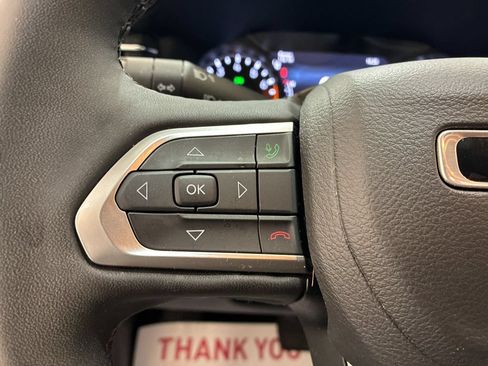 Used 2023 Jeep Compass Limited w/ Sun and Sound Group AWD/4WD image 25