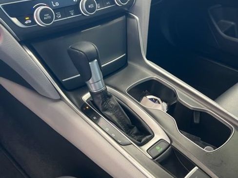 Used 2020 Honda Accord LX image 13