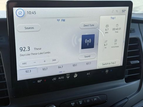 New 2026 Ford Transit 250 148 Medium Roof image 12