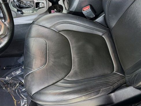 Used 2021 Jeep Cherokee Limited w/ Elite Package image 25