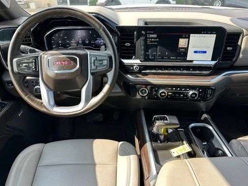 Used 2024 GMC Sierra 1500 SLT w/ SLT Premium Package AWD/4WD image 4