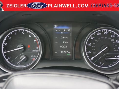Used 2022 Toyota Camry SE w/ Cold Weather Package FWD image 27