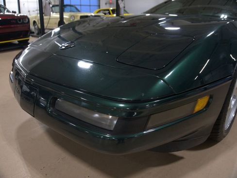 Used 1995 Chevrolet Corvette Coupe image 10