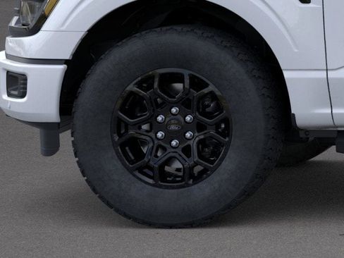 New 2025 Ford F150 XLT image 19