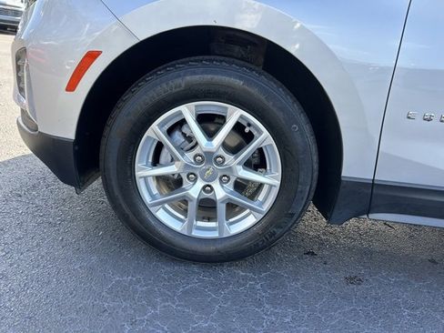 Used 2022 Chevrolet Equinox LT image 9