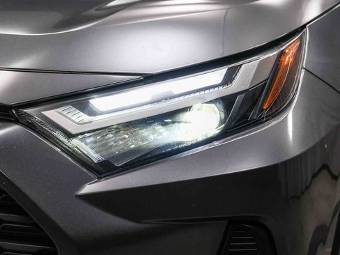 Used 2024 Toyota RAV4 LE FWD image 18