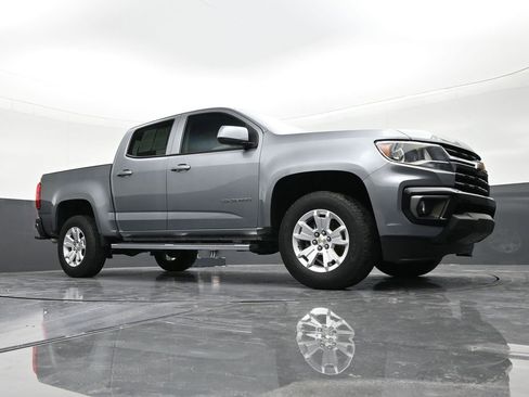 Used 2022 Chevrolet Colorado LT w/ LT Convenience Package image 26