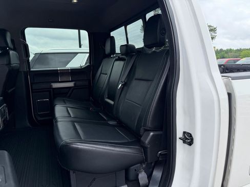 Used 2018 Ford F250 Lariat w/ Lariat Ultimate Package AWD/4WD image 13