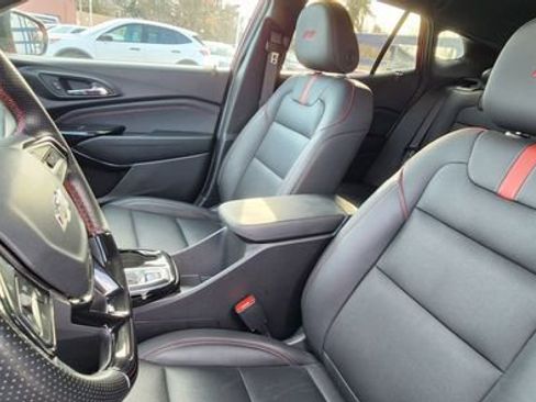 Used 2024 Chevrolet Trax RS w/ Sunroof Package image 7